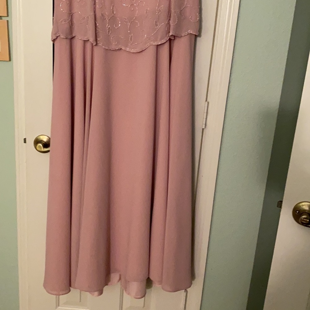 Evening Gown - Picture 3 of 7